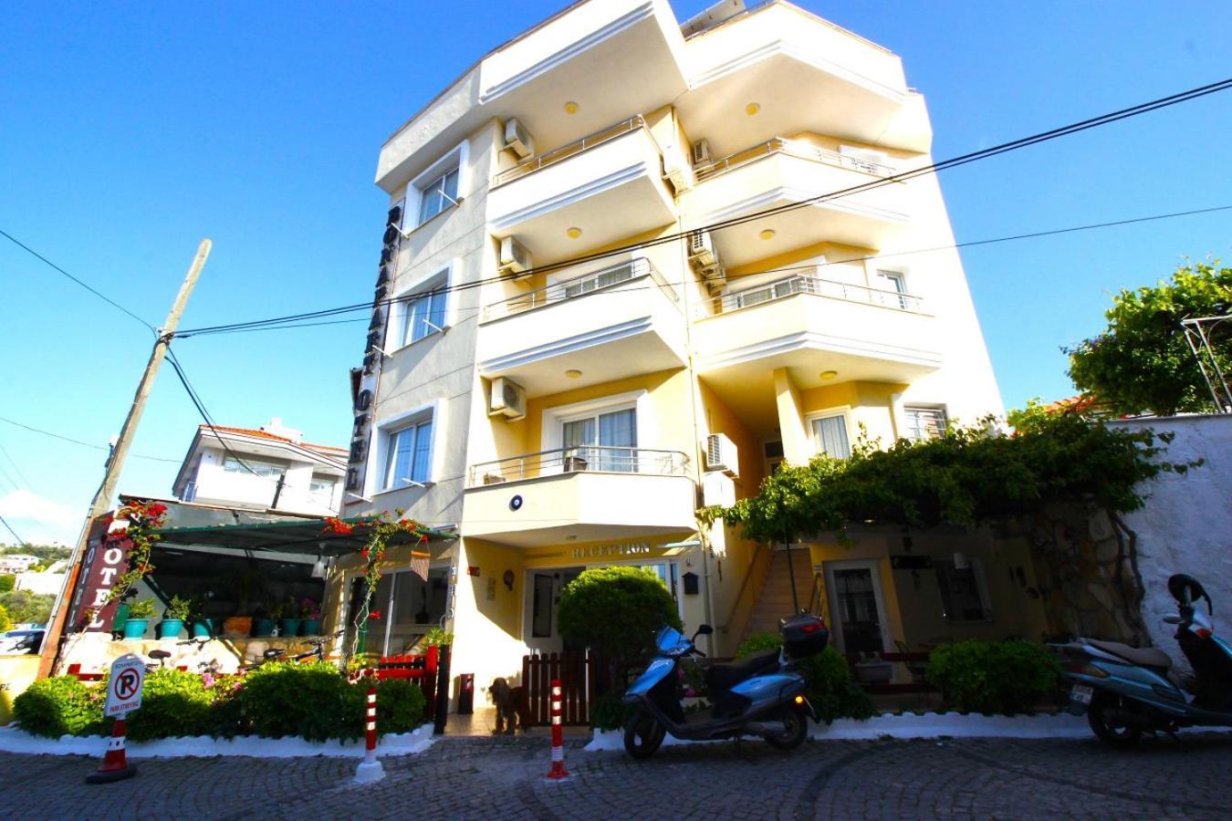Bonapart Hotel Çeşme Εξωτερικό φωτογραφία