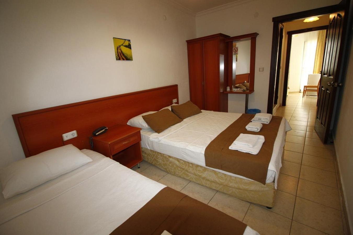 Bonapart Hotel Çeşme Εξωτερικό φωτογραφία