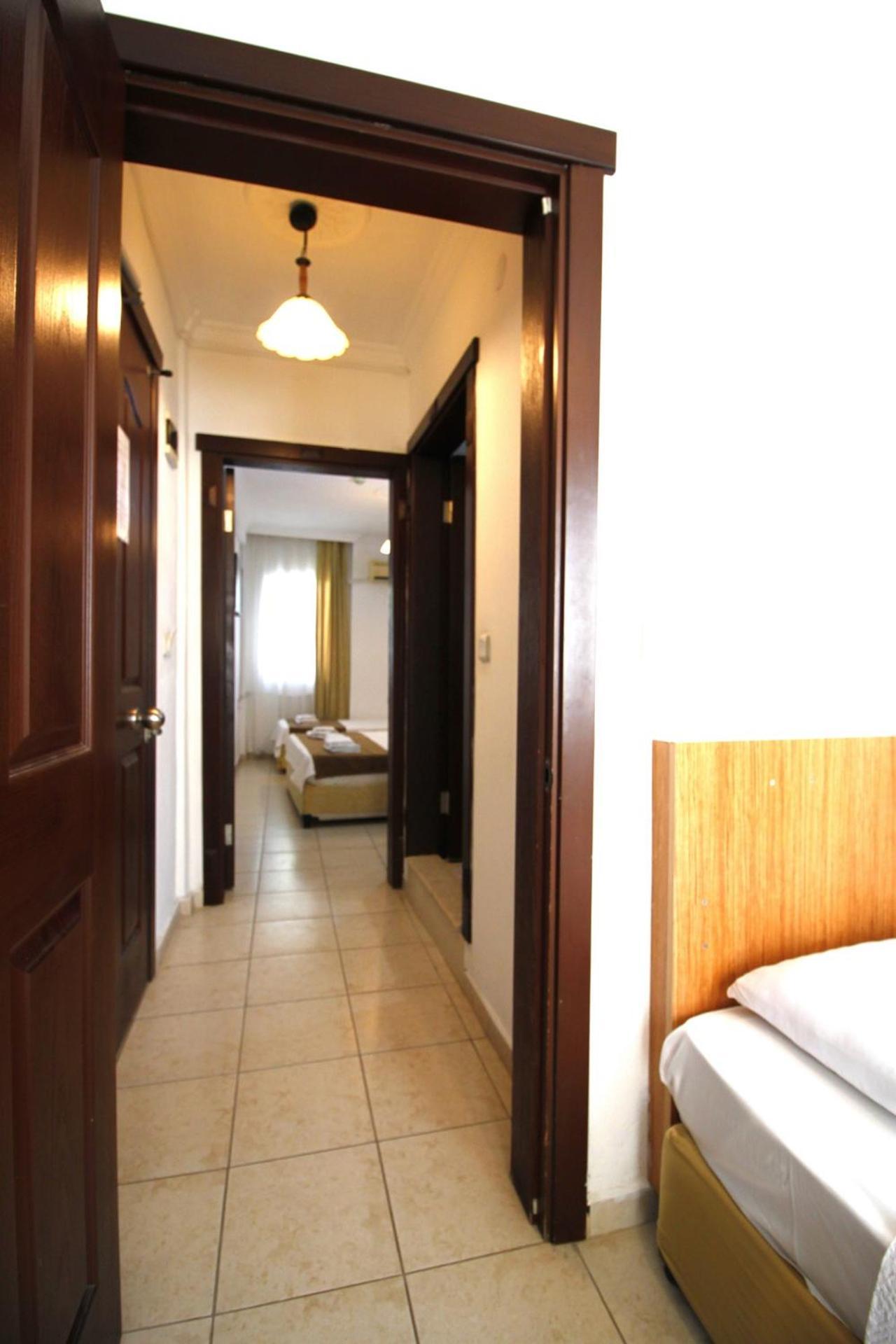 Bonapart Hotel Çeşme Εξωτερικό φωτογραφία
